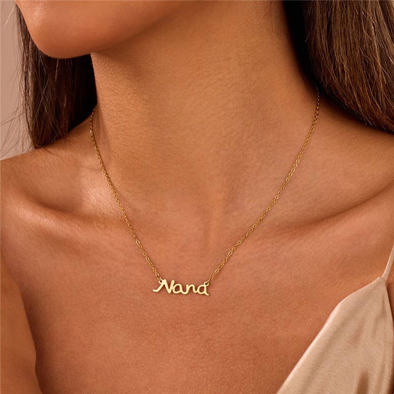Mama Nana Pendant Necklace | 40NK9713: WIFEY