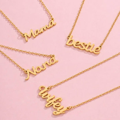 Mama Nana Pendant Necklace | 40NK9713: WIFEY