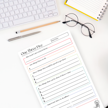 One Three Five Weekly Organizer and Planner: 50-Page Notepad